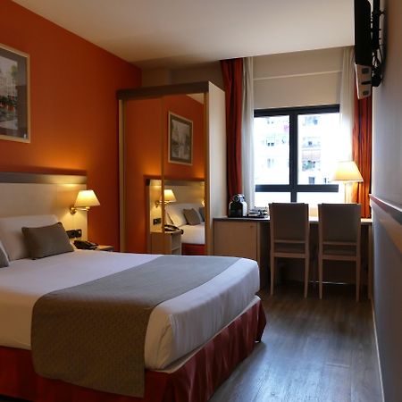 Sunotel Club Central Барселона Екстериор снимка