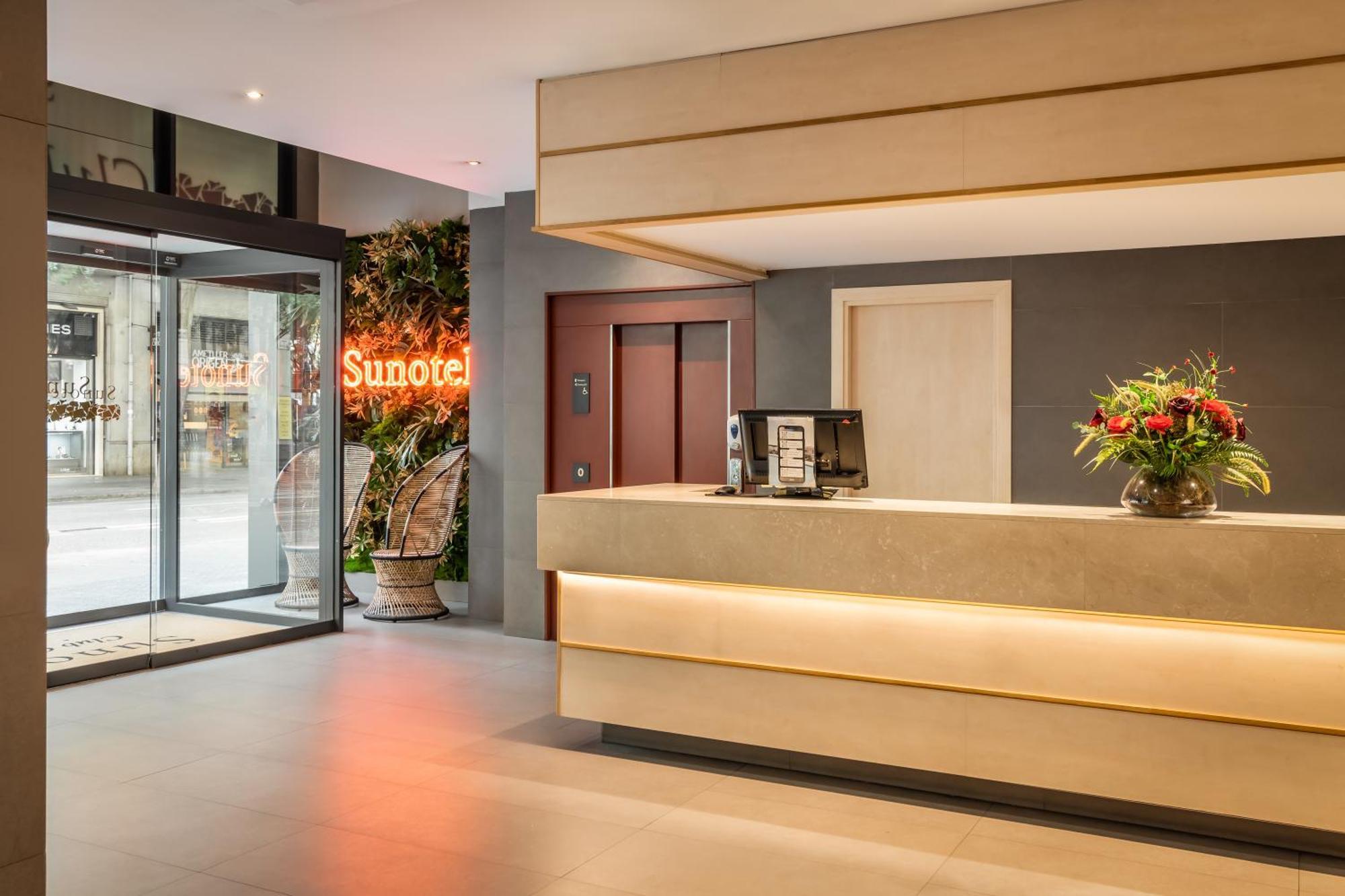 Sunotel Club Central Барселона Екстериор снимка