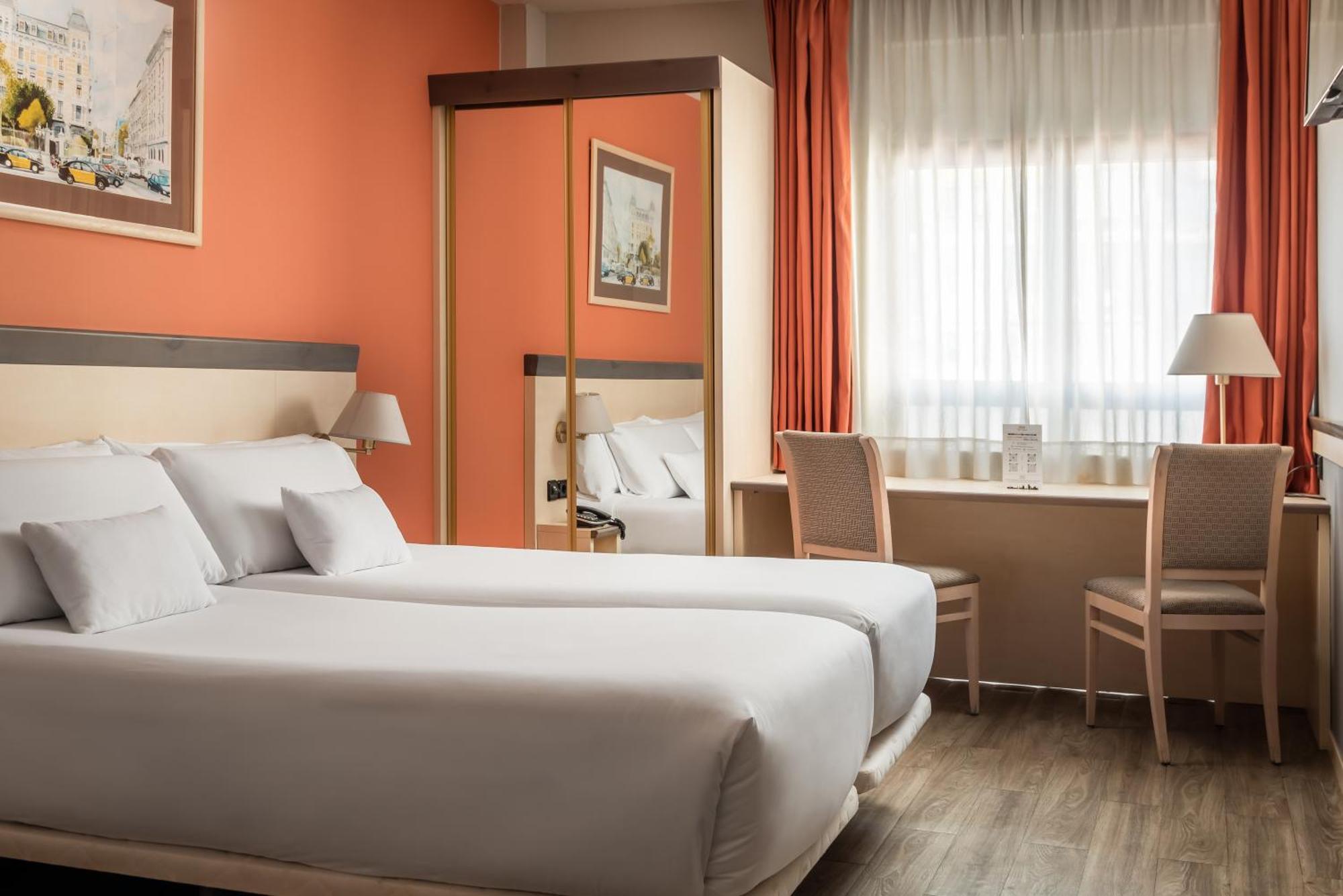 Sunotel Club Central Барселона Екстериор снимка