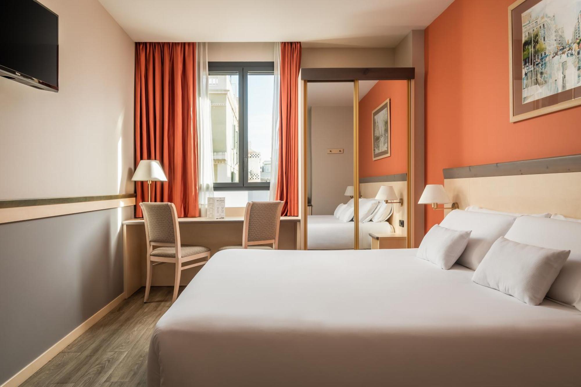 Sunotel Club Central Барселона Екстериор снимка