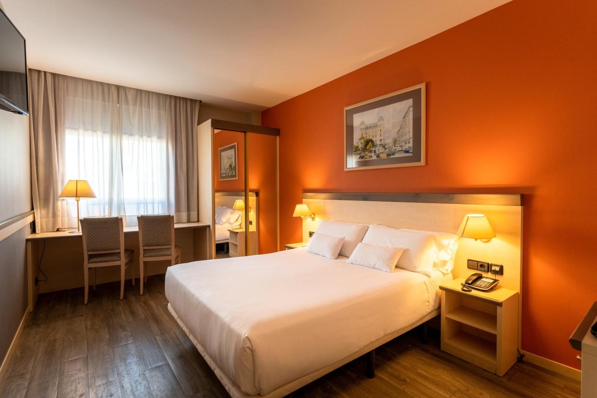 Sunotel Club Central Барселона Екстериор снимка