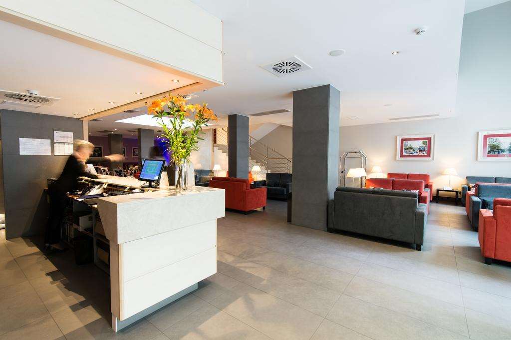 Sunotel Club Central Барселона Интериор снимка